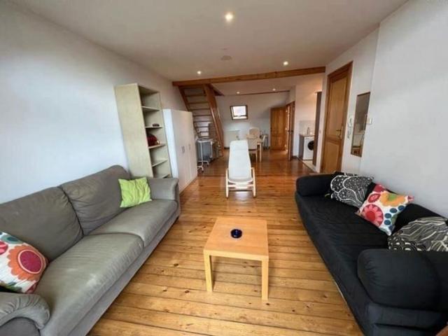 Quartier Schuman, superbe duplex +/ 68 m² 1 chambre