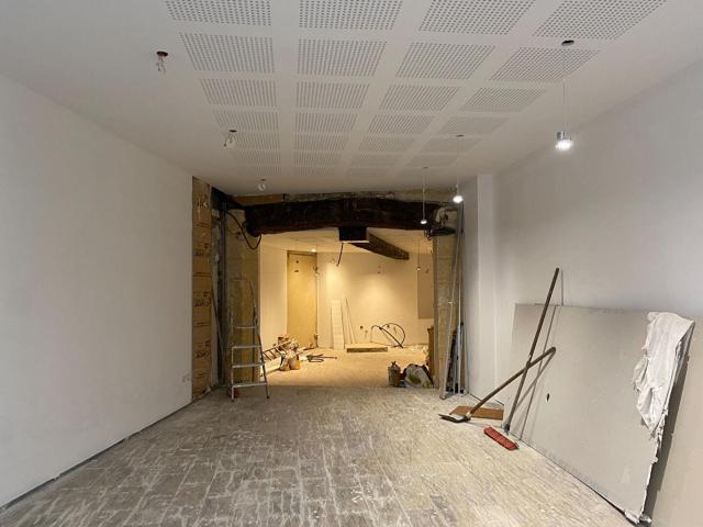 Quartier Saint Paul: Local De 86m2 86m² Bordeaux