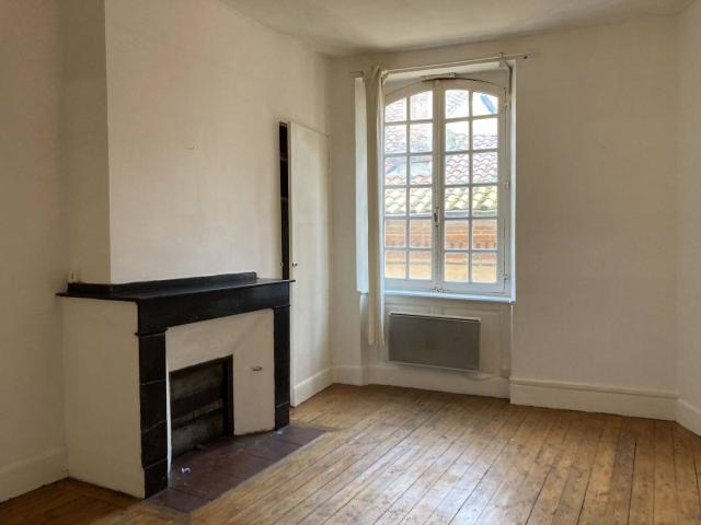 QUARTIER SALIN APPARTEMENT DE TYPE 2 BIS