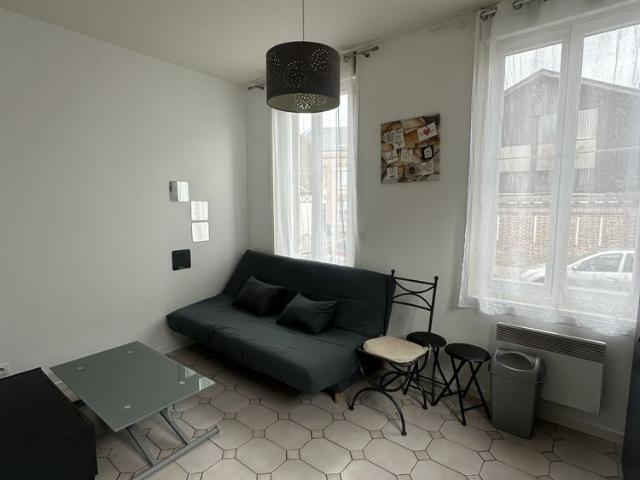 QUARTIER ST ROCH LA HOTOIE STUDIO MEUBLÉ VISITE VIRTUELLE