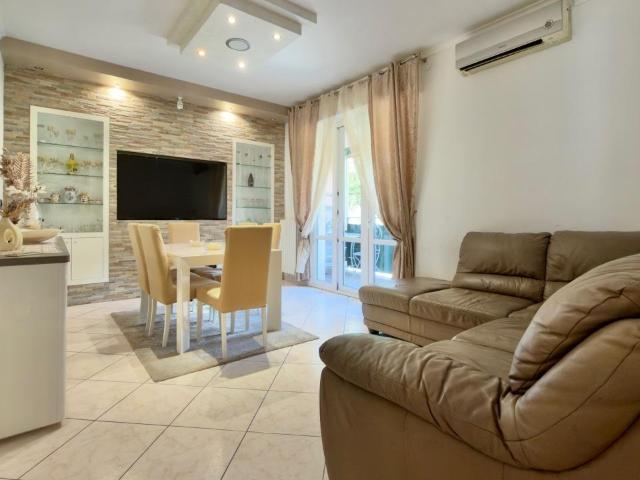 Quartiere Cesare Abba Traversa IV 23 trilocale 92mq