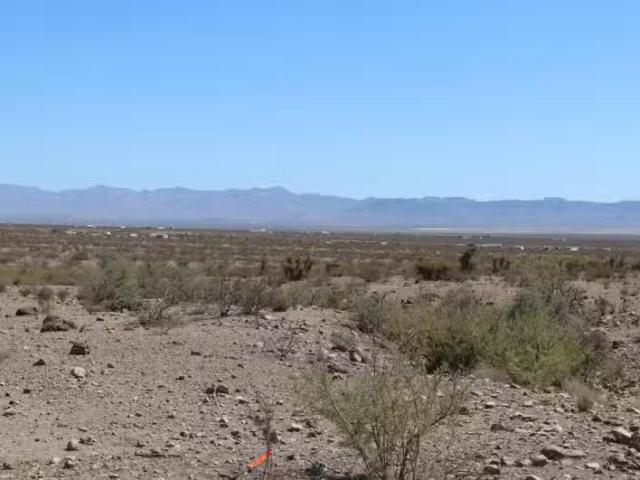 Quartzite, Golden Valley, AZ 86413 MLS 041115