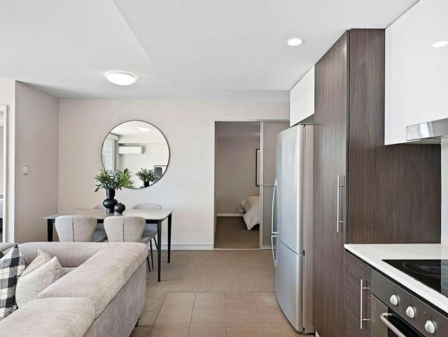 Qubis Apartments