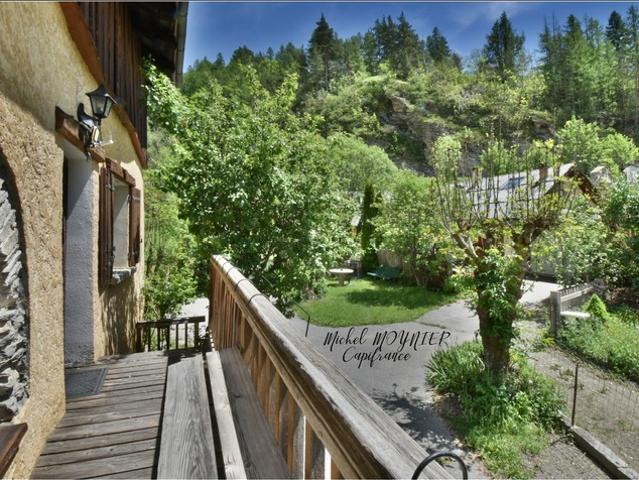 ? QUEYRAS – VILLE VIEILLE MAISON DE VILLAGE – DOUBLE HABITATION avec Terrain & FORT POTENTIEL ? visite virtuelle