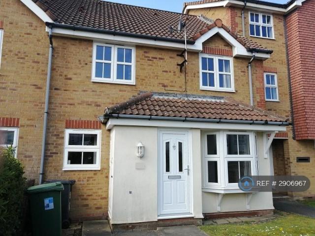 Quebec Close, Eastbourne, BN23 2 bed terraced house to rent £1,200 pcm £277 pw