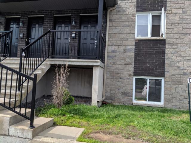 Québec – À louer – Grand logement 4 1/2 style condo neuf sur 2 étages