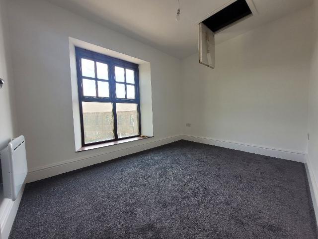 Queen Victoria Street, Tredegar NP22, 2 bed flat to rent, £650 pcm | PrimeLocation