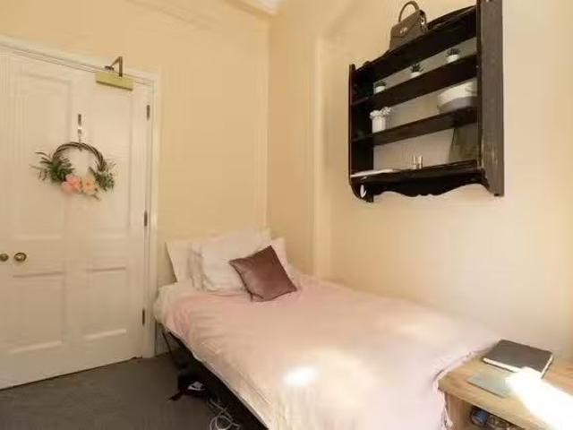 Queen Alexandra's House Premium Double Room