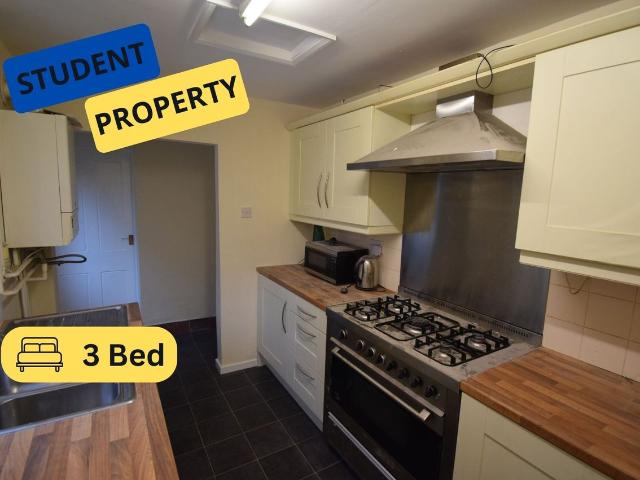 Queen Anne Street, Stoke On Trent ST4, 3 bed terraced house to rent, £418 pcm | PrimeLocation