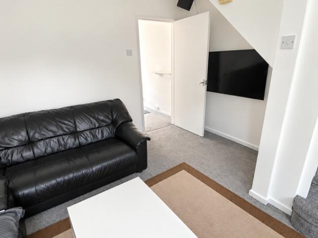 Queen Anne Street, Stoke On Trent ST4, 4 bed shared accommodation to rent, £433 pcm | PrimeLocation
