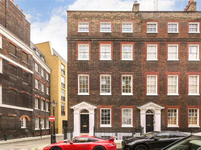 Queen Anne's Gate, St. James's Park, London SW1H, 5 bed end terrace house to rent, £21,667 pcm | PrimeLocation