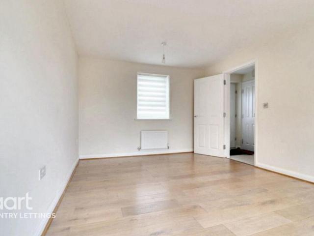 Queen Elizabeth Road, Coventry 3 bed detached house to rent £1,350 pcm £312 pw