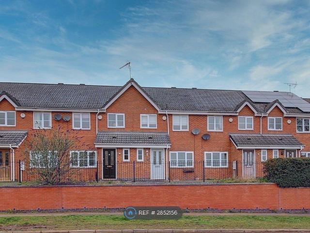 Queen Elizabeth Road, Nuneaton CV10, 3 bed terraced house to rent, £1,000 pcm | PrimeLocation