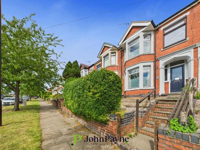 Queen Isabels Avenue, Cheylesmore. 3 bed terraced house to rent £1,350 pcm £312 pw