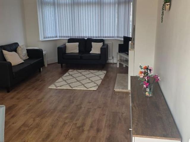 Queen Isabels Avenue, Coventry CV3, 3 bed terraced house to rent, £1,300 pcm | PrimeLocation