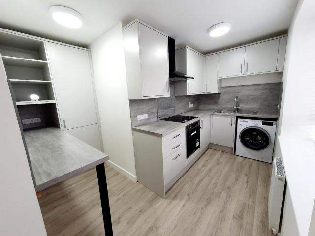 Queen Mary Street, Fraserburgh AB43 2 bed flat to rent £650 pcm £150 pw