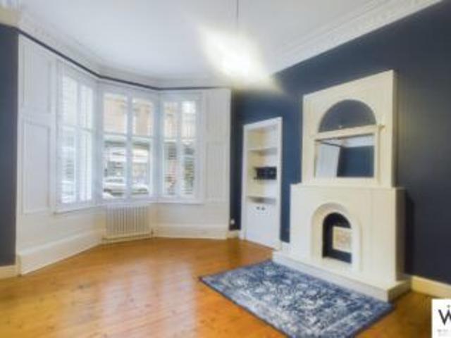 Queen Margaret Drive, North Kelvinside, Glasgow, G20