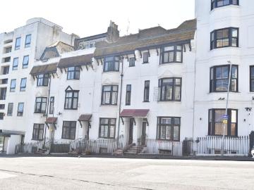 Queen Square, Brighton BN1, 1 bed flat to rent, £1,450 pcm | PrimeLocation