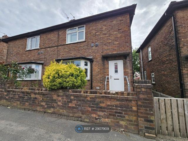 Queen St, Wigan WN3, 3 bed semi detached house to rent, £995 pcm | PrimeLocation