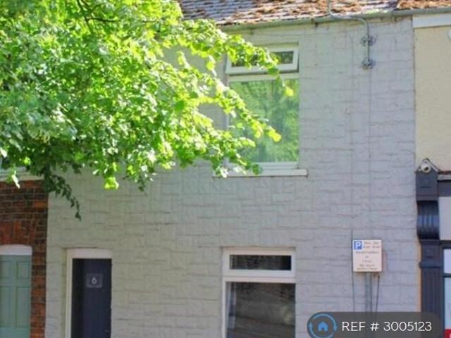 Queen St, Brigg, DN20 2 bed terraced house to rent £800 pcm £185 pw