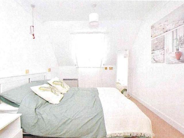 Queen Street, Arundel BN18, 1 bed flat to rent, £1,150 pcm | PrimeLocation