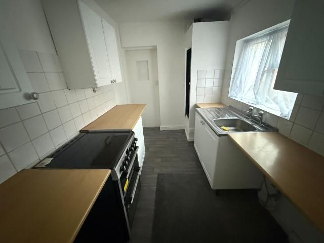 Queen Street, Bilston WV14, 3 bed property to rent, £1,000 pcm | PrimeLocation