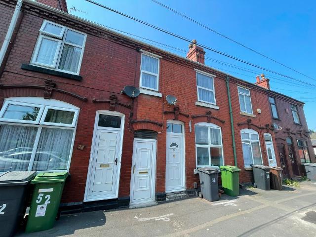 Queen Street, Bilston WV14, 3 bed terraced house to rent, £1,150 pcm | PrimeLocation
