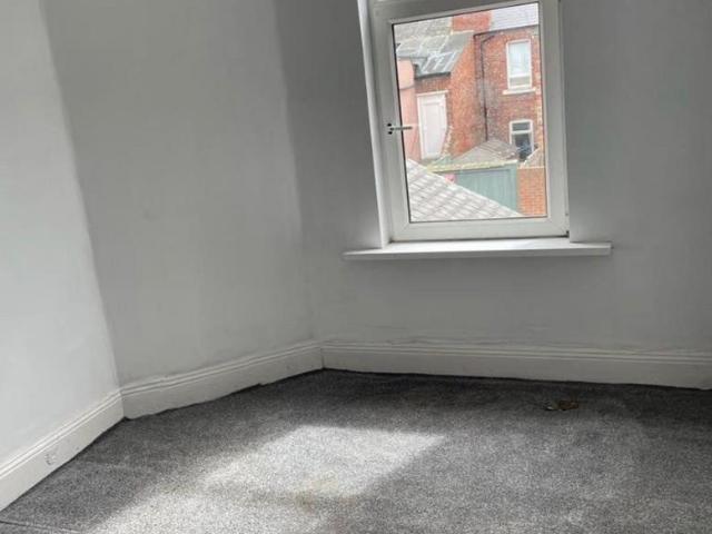 Queen Street, Birtley DH3 3 bed house to rent £800 pcm £185 pw