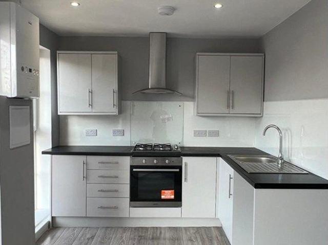 Queen Street, Kettering NN16, 1 bed flat to rent, £799 pcm | PrimeLocation