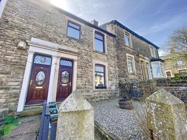 Queen Street, Hoddlesden, Darwen 3 bed terraced house to rent £995 pcm £230 pw