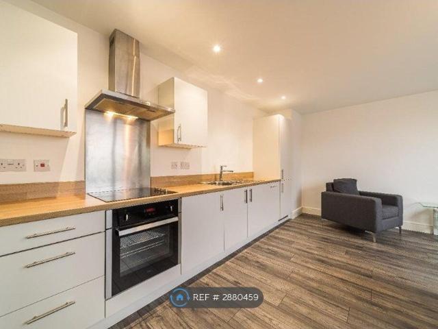 Queen Street, Sheffield S1, 2 bed flat to rent, £1,050 pcm | PrimeLocation