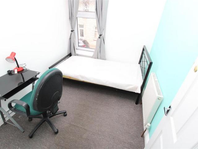 Queen Street, Pontypridd CF37 1 bed in a house share to rent £300 pcm £69 pw