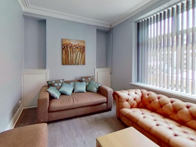 Queen Street, Pontypridd CF37, 4 bed shared accommodation to rent, £368 pppm | PrimeLocation