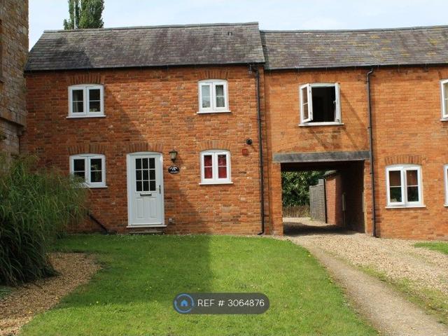 Queen Street, Weedon NN7, 2 bed terraced house to rent, £1,200 pcm | PrimeLocation