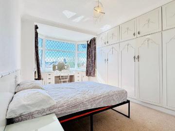 Queenborough Gardens, Ilford IG2, 4 bed end terrace house to rent, £2,700 pcm | PrimeLocation