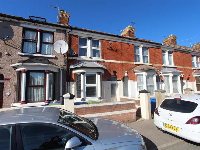 Queenborough Road, Minster On Sea. 3 bed terraced house to rent £1,300 pcm £300 pw