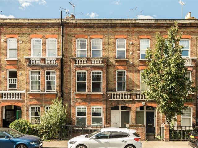 Queenstown Road, London SW8, 4 bed flat to rent, £4,250 pcm | PrimeLocation