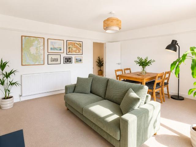 Queenstown Road, Southampton SO15, 2 bed flat to rent, £1,200 pcm | PrimeLocation