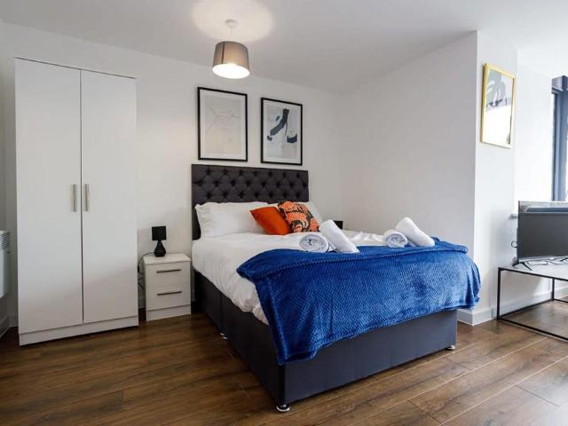 Queensway Mersey Tunnel, Pride Quarter, Liverpool, L2 2DP, United Kingdom | 1 bed apartment for rent #137018680 | Rentberry