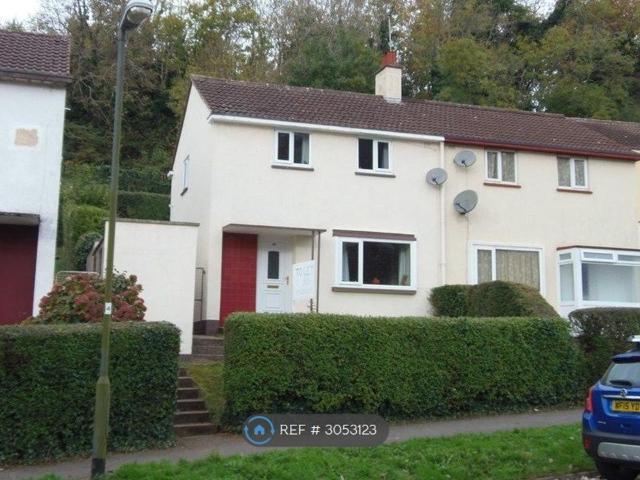 Queensway, Torquay TQ2, 3 bed semi detached house to rent, £1,275 pcm | PrimeLocation