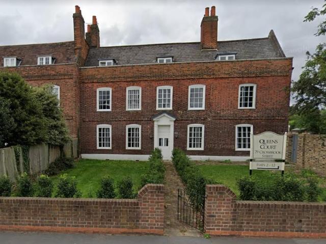 Queens Court, Crossbrook Street, Cheshunt, Waltham Cross EN8, 2 bed flat to rent, £1,950 pcm | PrimeLocation
