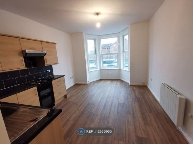 Queens Court, Great Yarmouth NR30, 1 bed flat to rent, £625 pcm | PrimeLocation