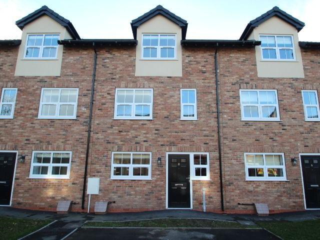 Queens Court Road, Basford ST4, 4 bed town house to rent, £1,400 pcm | PrimeLocation