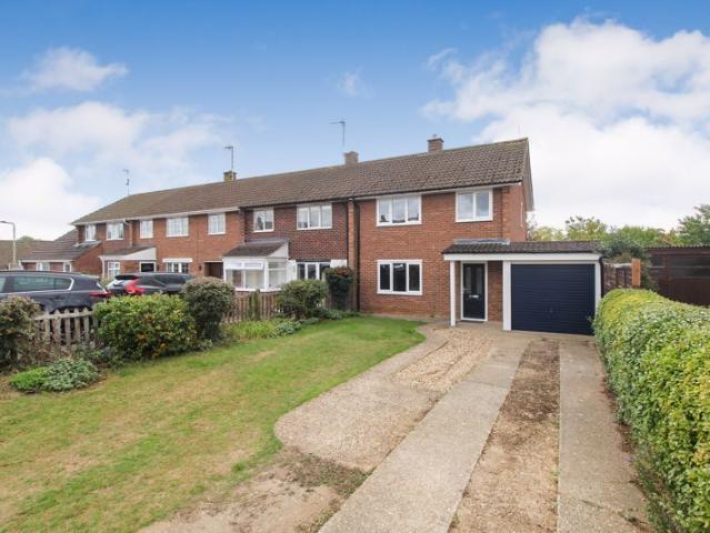 Queens Crescent, Clapham MK41, 3 bed semi detached house to rent, £1,600 pcm | PrimeLocation