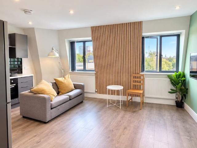 Queens Crescent, London NW5, 1 bed flat to rent, £2,200 pcm | PrimeLocation