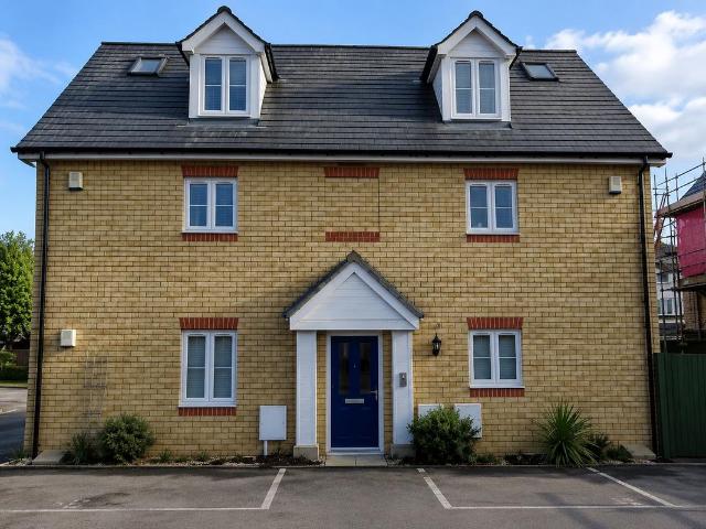 Queens Avenue, Snodland ME6, 1 bed flat to rent, £1,050 pcm | PrimeLocation