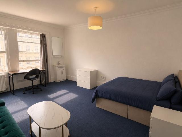 Queen's Gate Terrace, Icl/South Kensington/London SW7, 1 bed detached house to rent, £1,600 pcm | PrimeLocation