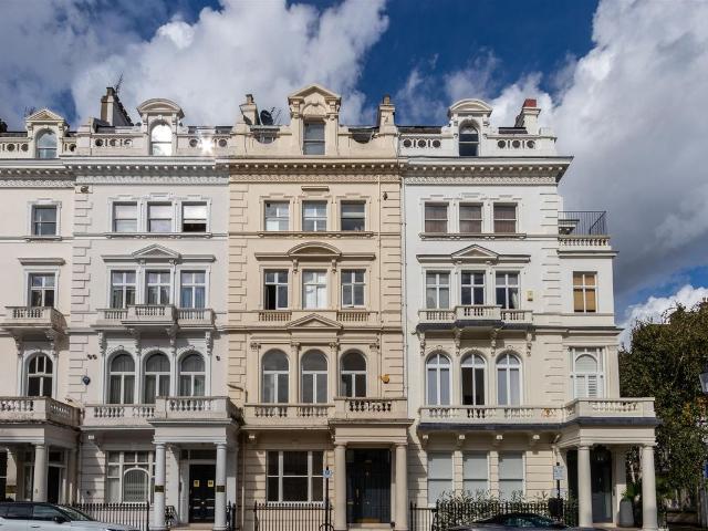Queen's Gate Terrace, Kensington SW7, 3 bed flat to rent, £5,417 pcm | PrimeLocation