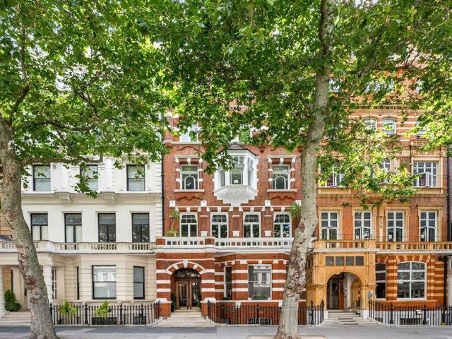 Queen's Gate, London SW7 1 bed flat to rent £2,899 pcm £669 pw