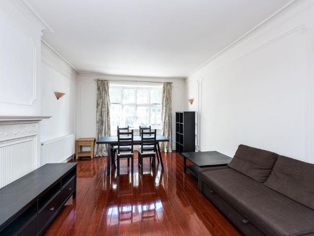 Queens Gate, South Kensington. 1 bed flat to rent £6,933 pcm £1,600 pw